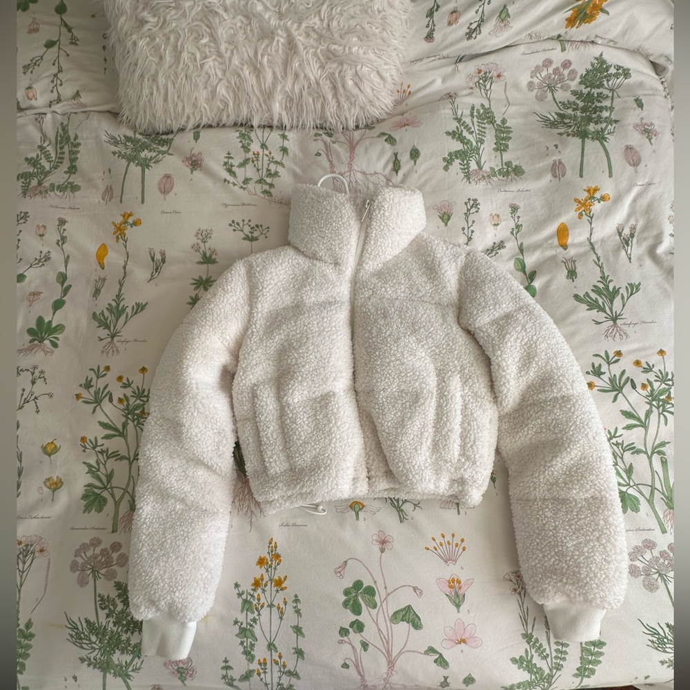 Hollister Cream Sherpa Jacket